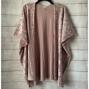 Francesca's Pink Shimmery Crushed Velour Cardigan Ribbed Short Sleeves One Size